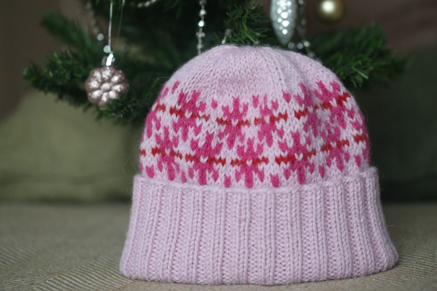 Здесь три фотографии, можно листать