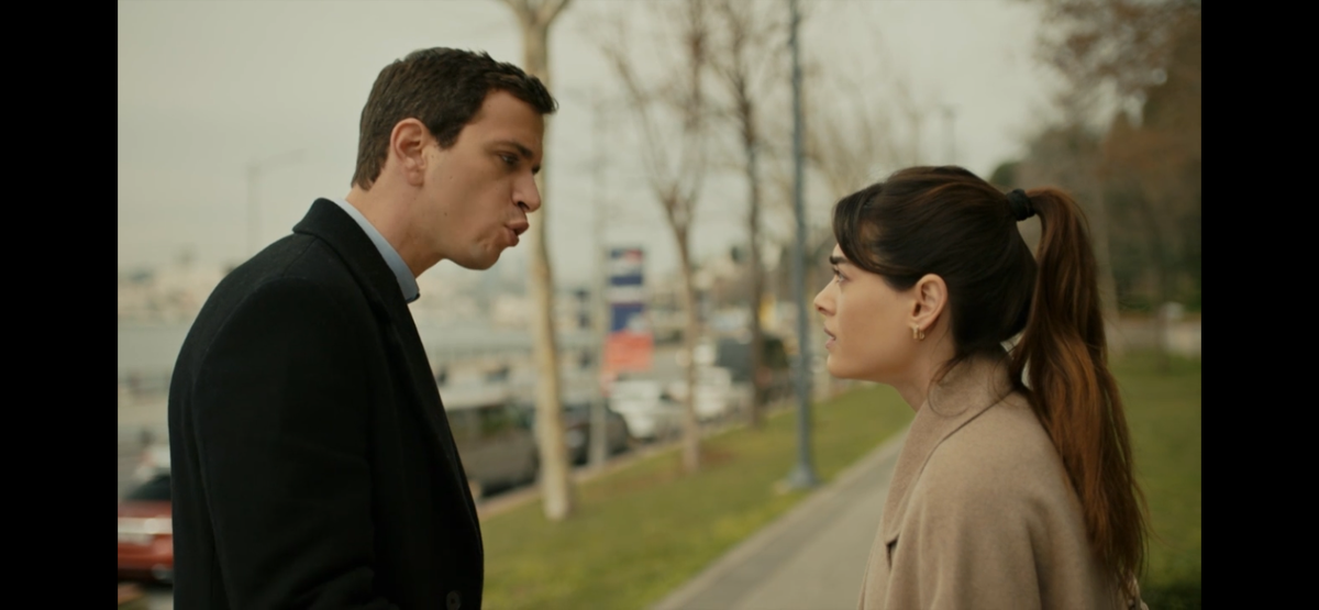 Стоп кадр из сериала «Омер»