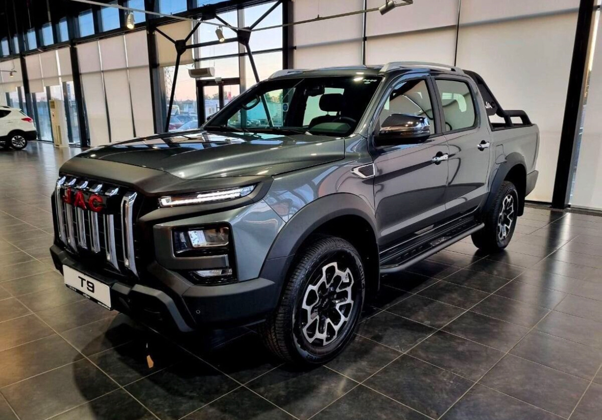 JAC T9