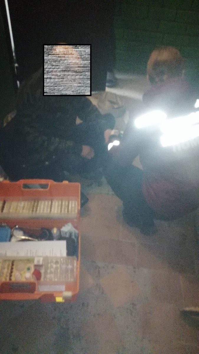    Пожарные спасли жителя Карелии, разведшего костер посреди комнатыpxhere.com