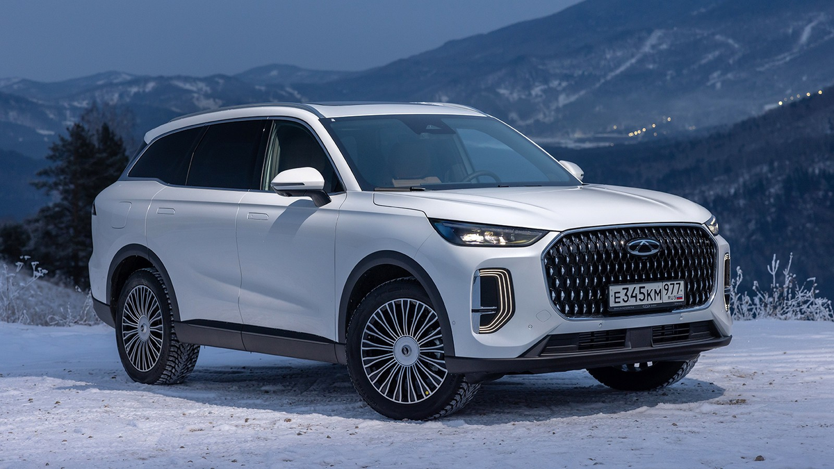 Внешний вид самого дорогого варианта исполнения новой модели в ассортименте Chery