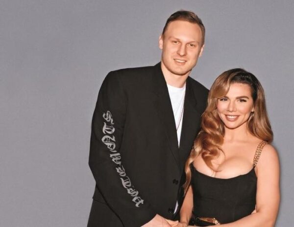    Янис Тимма и Анна Седокова, фото: дзен.ру