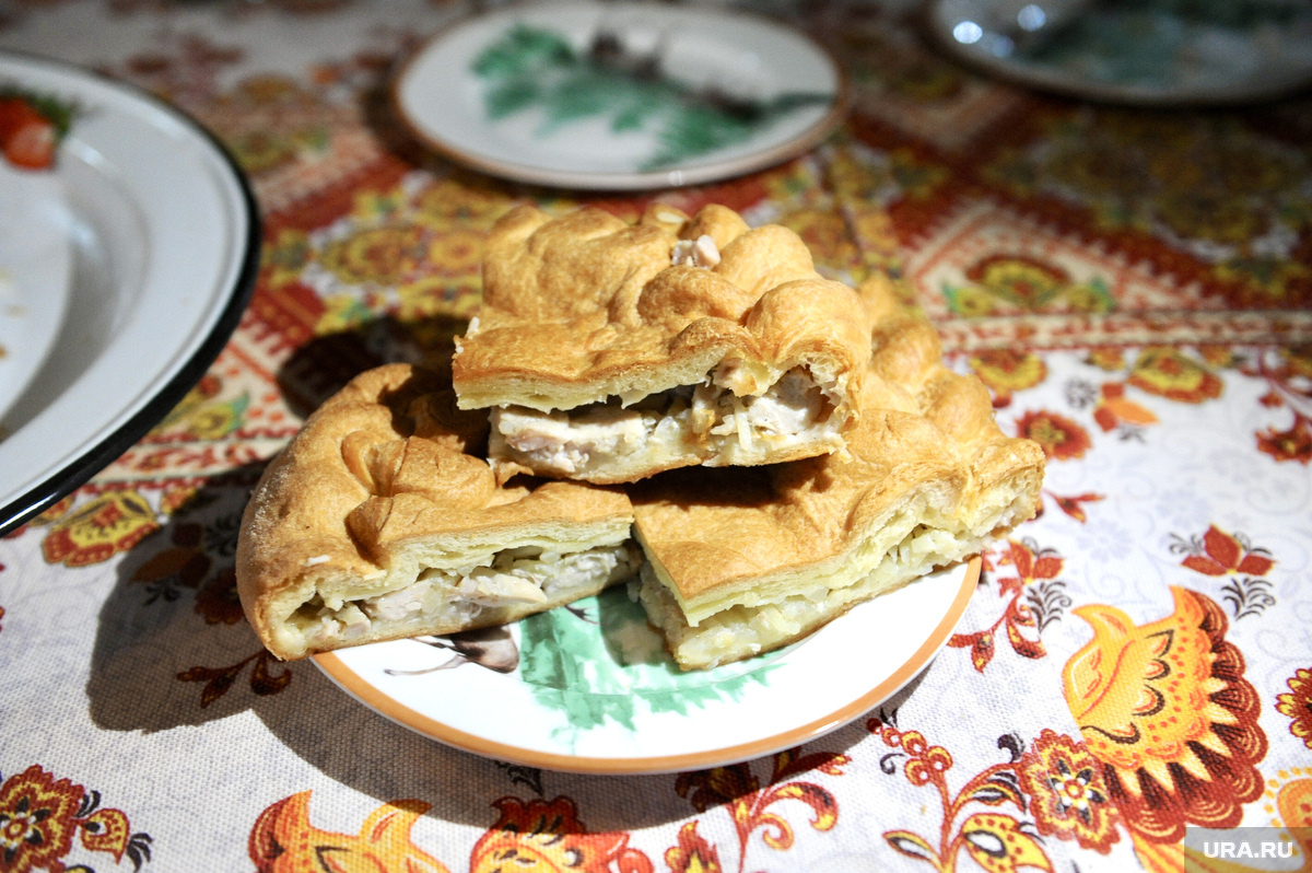 Роженицам приносили пироги. Фото: Вадим Ахметов © URA.RU