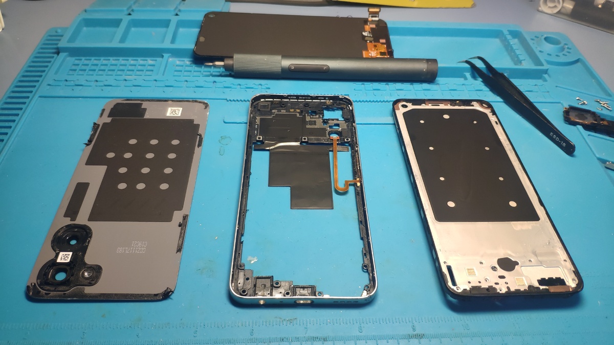 Замена экрана или дисплея на смартфонах популярных брендов в Тюмени.