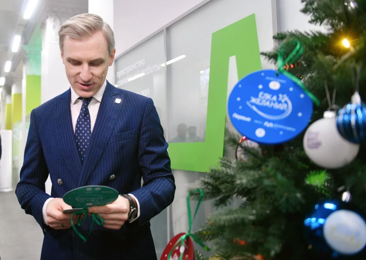    Василий Анохин исполнит мечту смоленского ребенка в рамках «Елки желаний»