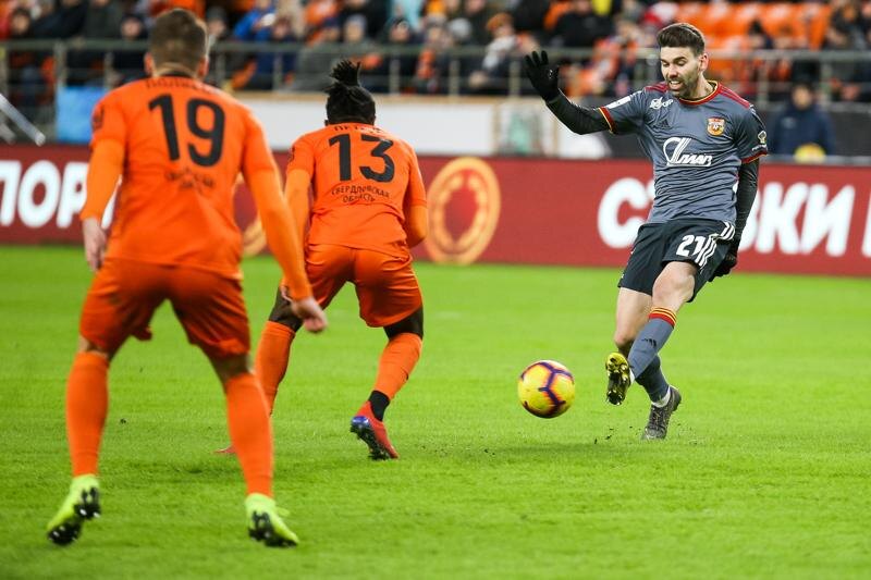    ЕАН. ФК "Урал" расстался с главным тренером из-за плохих результатов игры