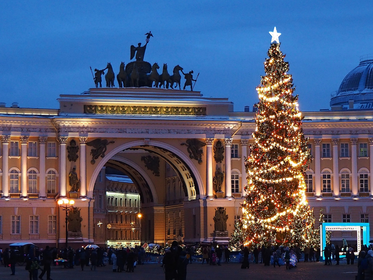 Главная елка на Дворцовой площади