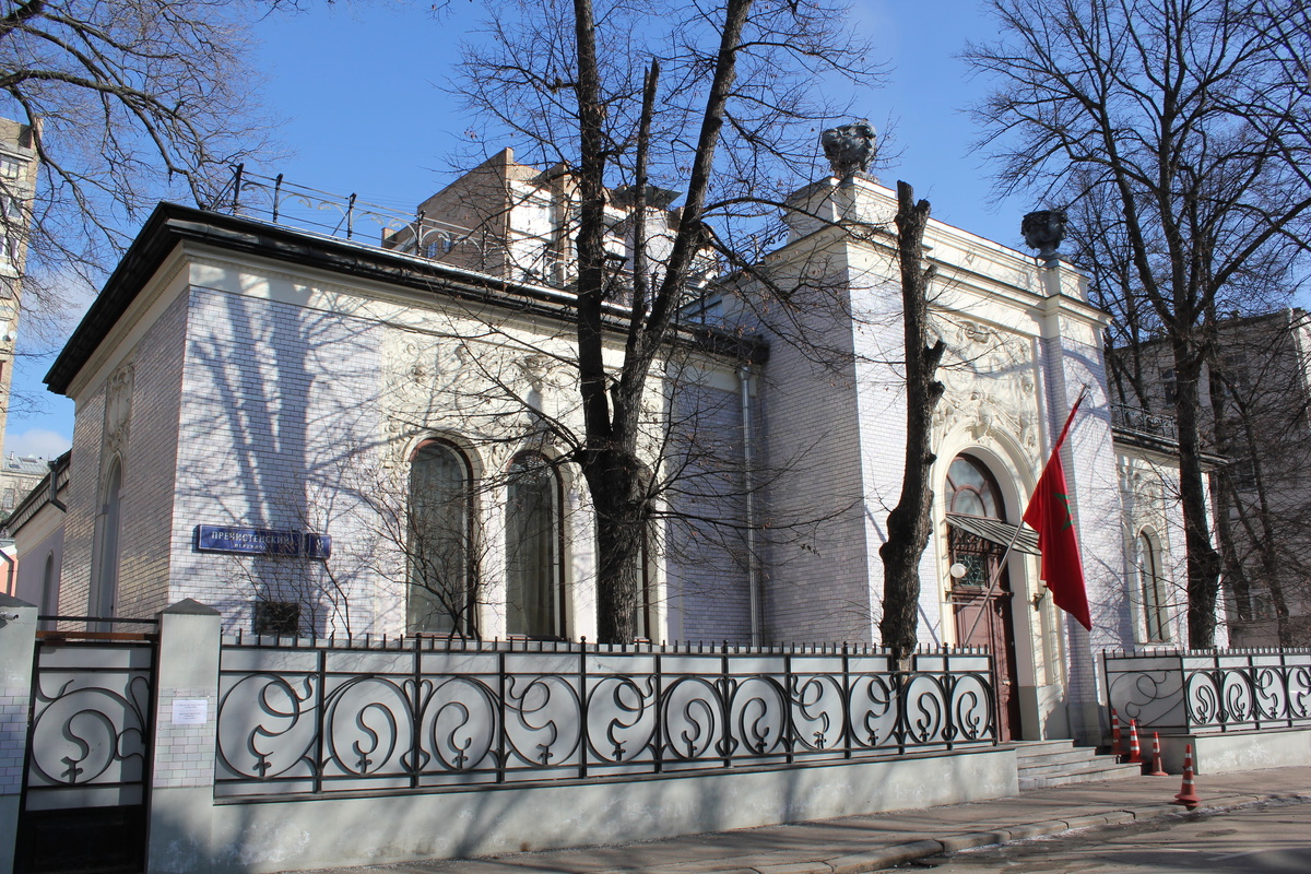 Особняк Гутхейля в 2021 году. Почему он так называется, расскажу позже. Фото отсюда: https://dmitry-sasin.livejournal.com