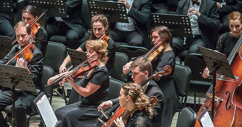 Оркестр, созданный Маэстро, хранит огонь его творческой души.