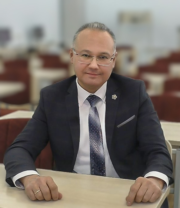 Махсуд Султанов