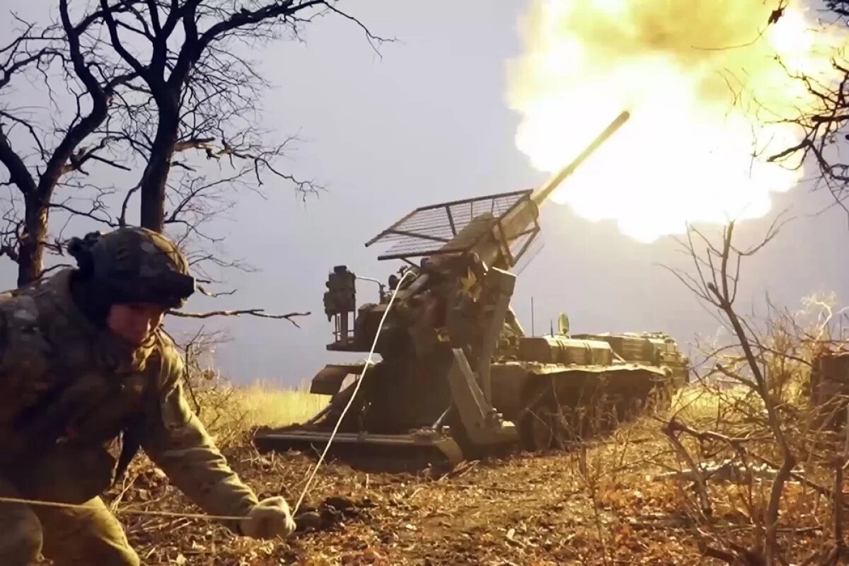    Нарезаем нацистов ломтями.