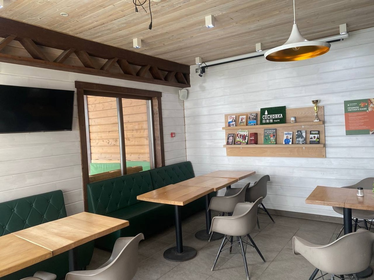 Здесь ребята кушают