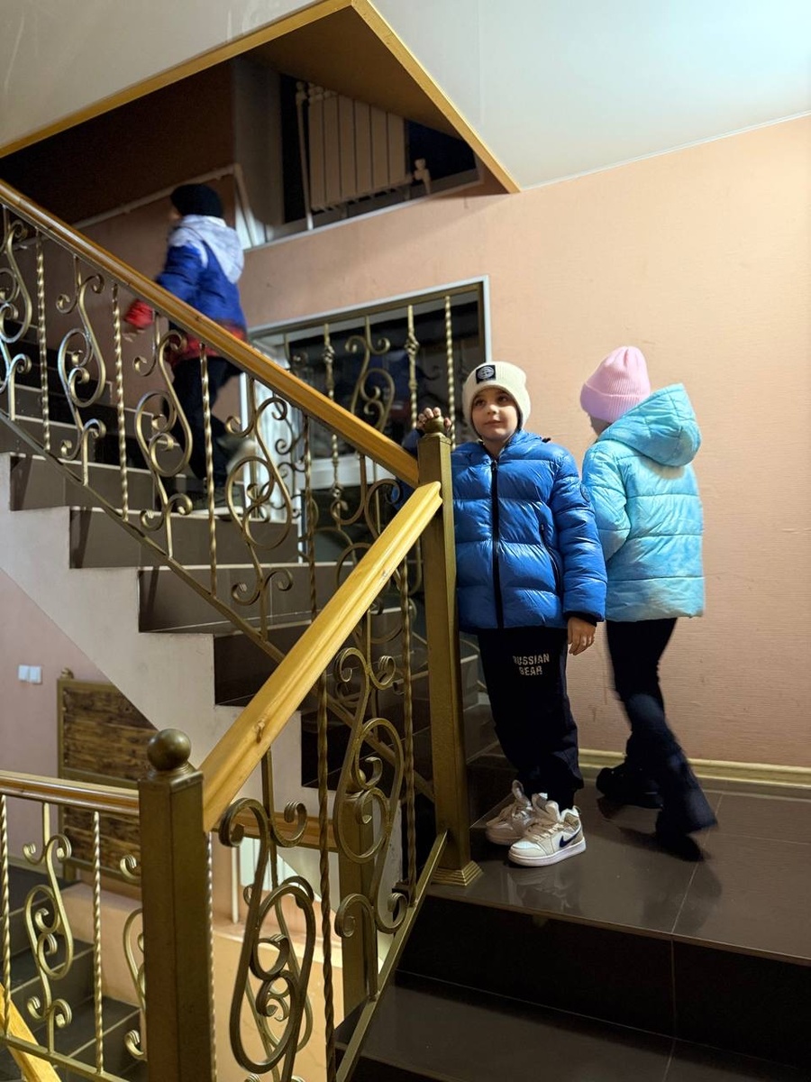 С первого на второй этаж 