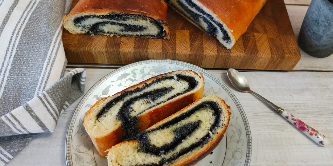 Маковый рулет