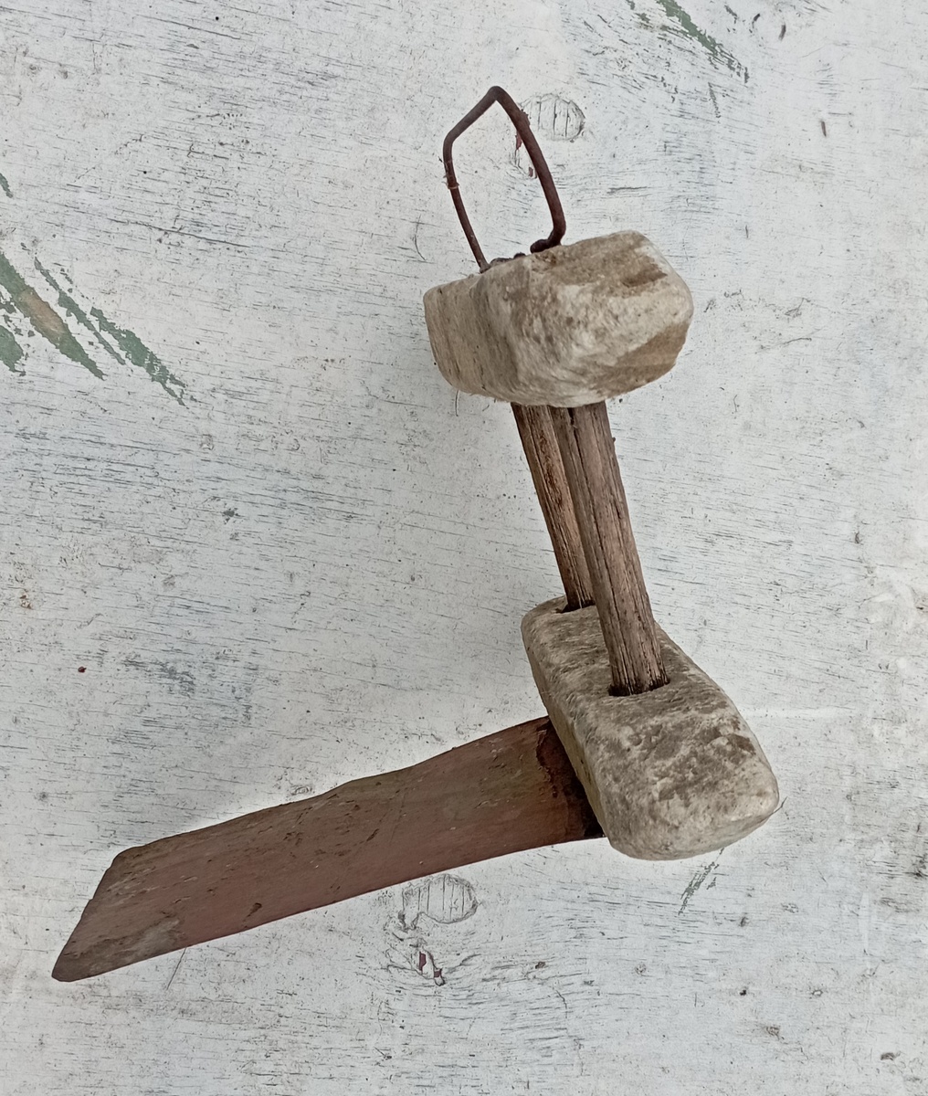 Кораблик который нашел у себя на чердаке мой сосед дядь Сергей 