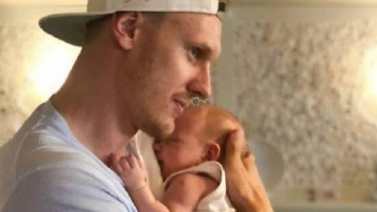 Янис Тимма с сыном. Фото: соцсети Саны Тимма