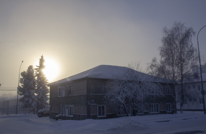 Духовность у жителей России выше материальных потребностей: Владимира Путина просят построить школу, а не провести газ или воду / Фото: pxhere.com