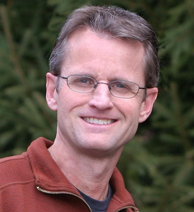 Вид очень мотивированный! Фото с Литреса https://www.litres.ru/author/dzheff-heyden/about/