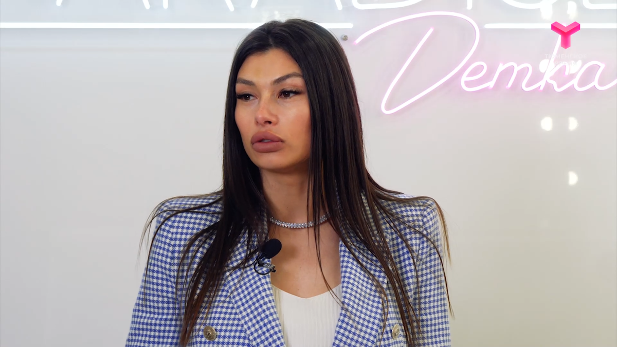 руководитель салона красоты Мариэтта Нохрина