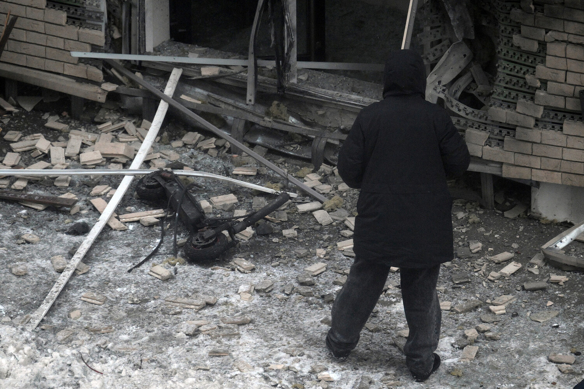 Место взрыва около жилого дома на Рязанском проспекте, 17 декабря 2024 года ©Максим Блинов/РИА Новости  📷