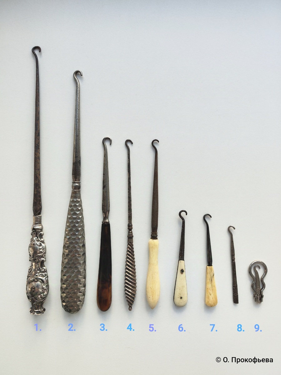 1-2 — для обуви; 3-5 — для одежды; 6-8 — для перчаток; 9 — складной крючок. 