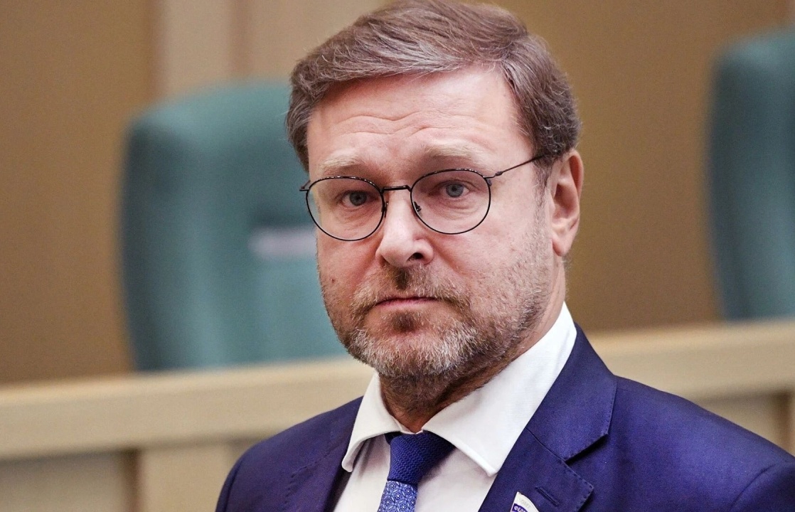    Косачев: Трамп будет жестко продвигать идею размещения войск ЕС на Украине