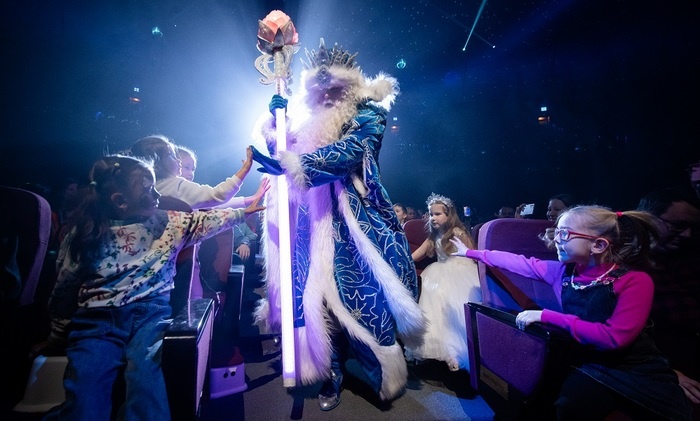    5 причин, почему нельзя пропустить невероятное мегашоу «Тайна семьи Деда Мороза» во Дворце Ирины Винер