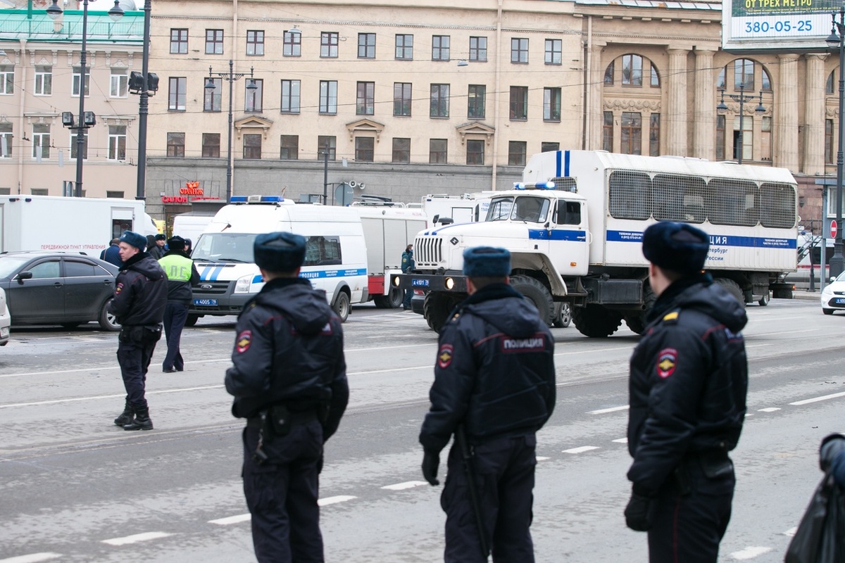Зеленскому нужно предъявить хоть какие-то победы украинскому обществу, отметил Хамидуллин.  Фото: ФедералПресс / Евгений Поторочин