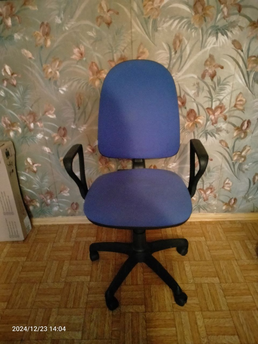 Мое некачественное кресло. Фотография автора