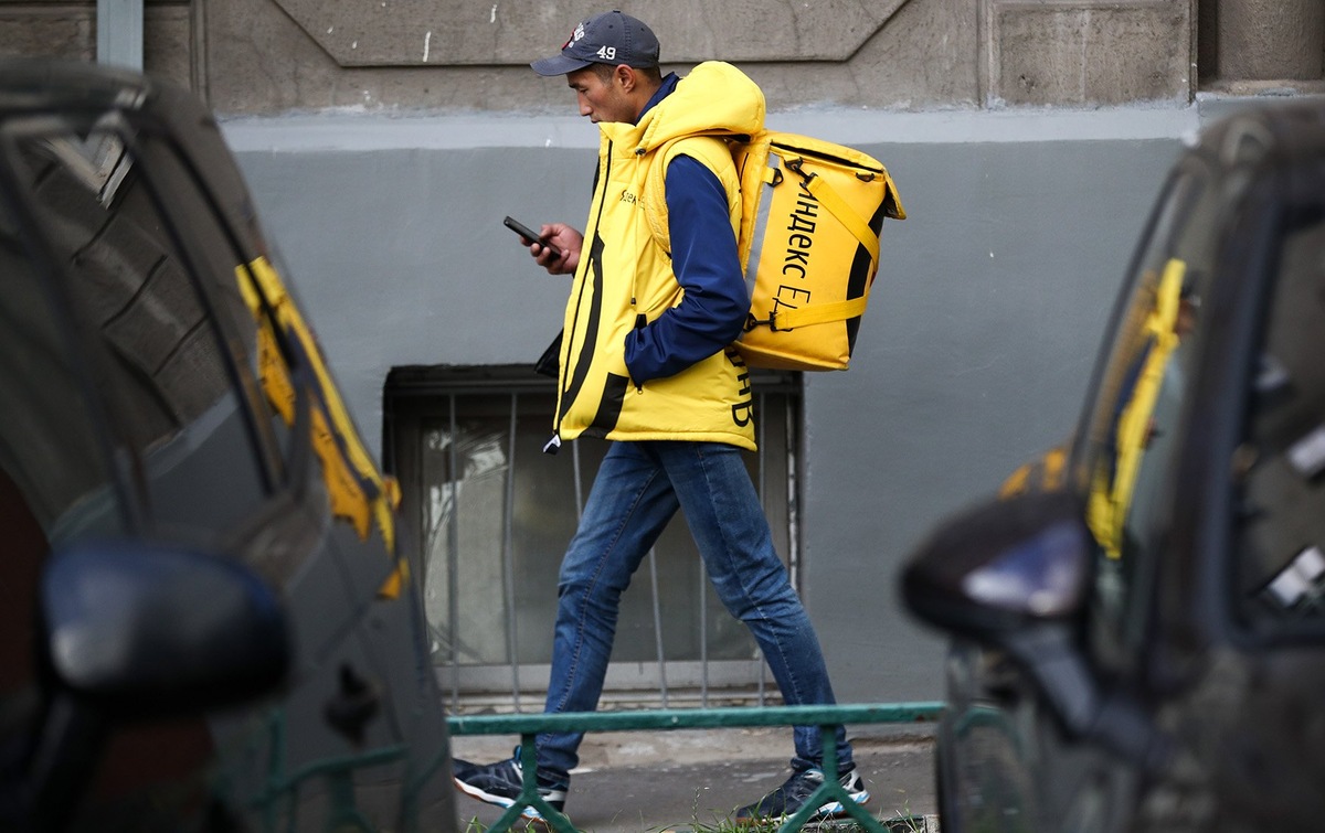Источник https://cdn.forbes.ru/files/c/1824x1146/story_images/tass_29155848.jpg__1550159353__72547.jpg