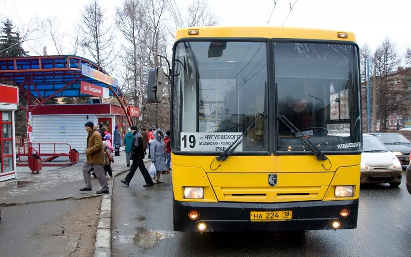    Дополнительные автобусы выведут на маршрут № 19 в Ижевске