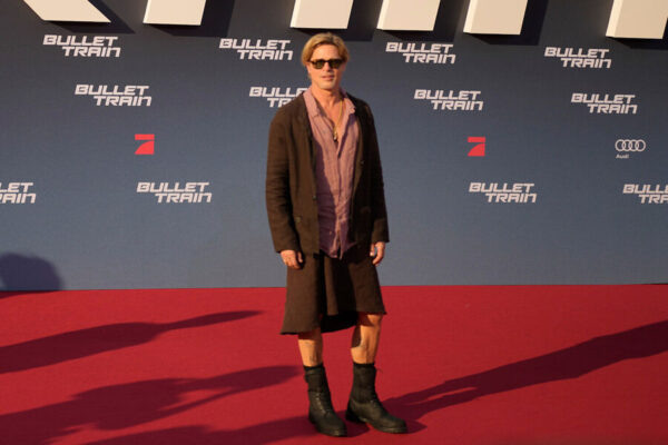    Новый образ Питта. Фото: pervo.ru