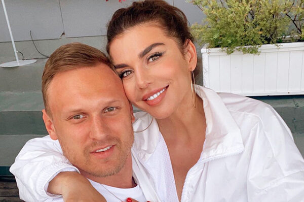    Янис Тимма и Анна Седакова, фото: дзен.ру