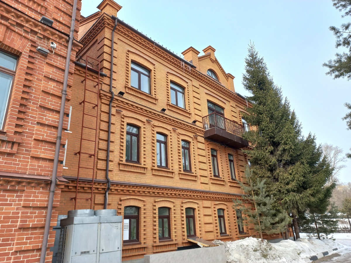 Отличительная особенность Хабаровска - краснокирпичная архитектура