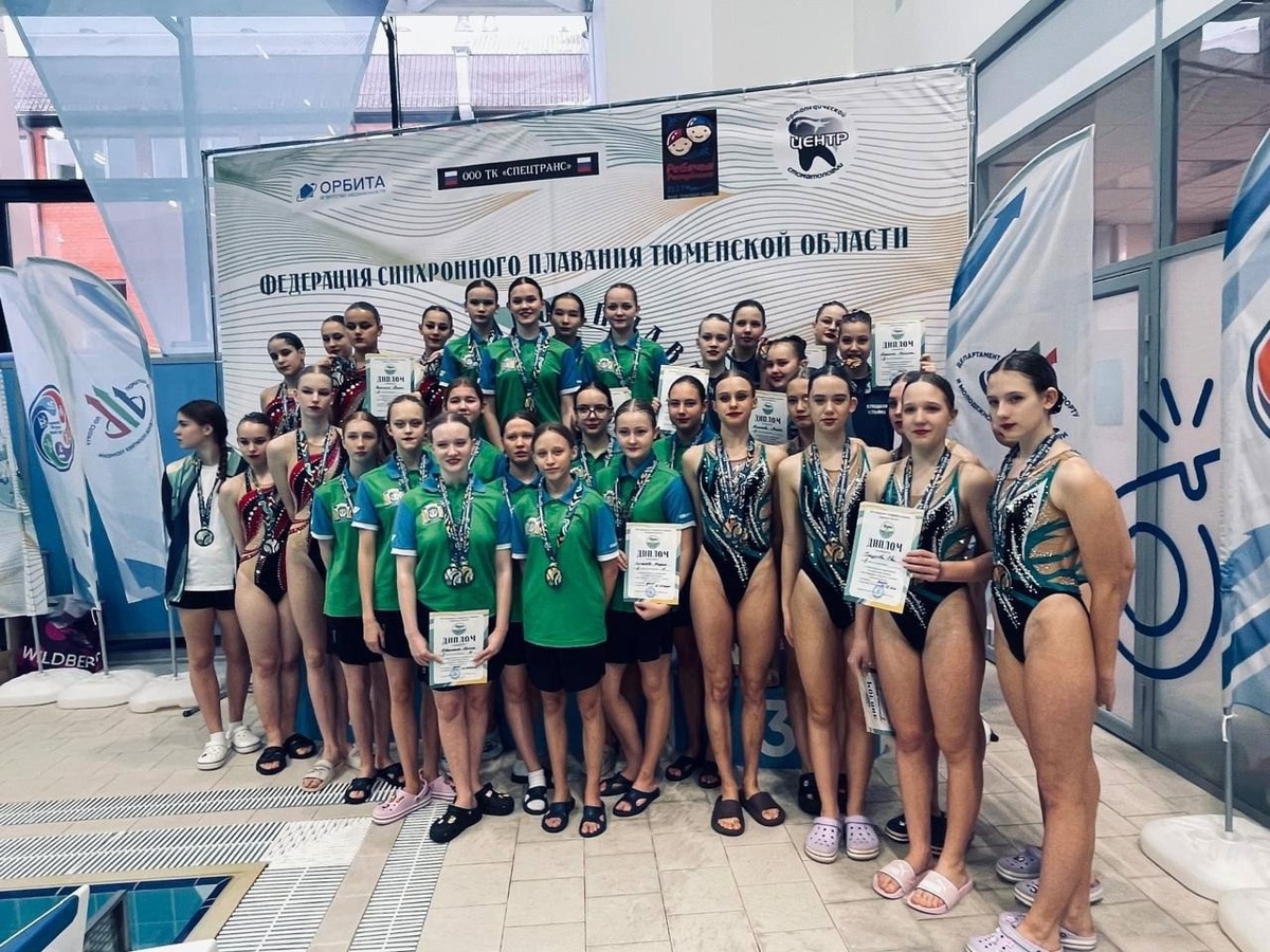    Югорские синхронистки завоевали семь золотых медалей на соревнованиях в Тюмени