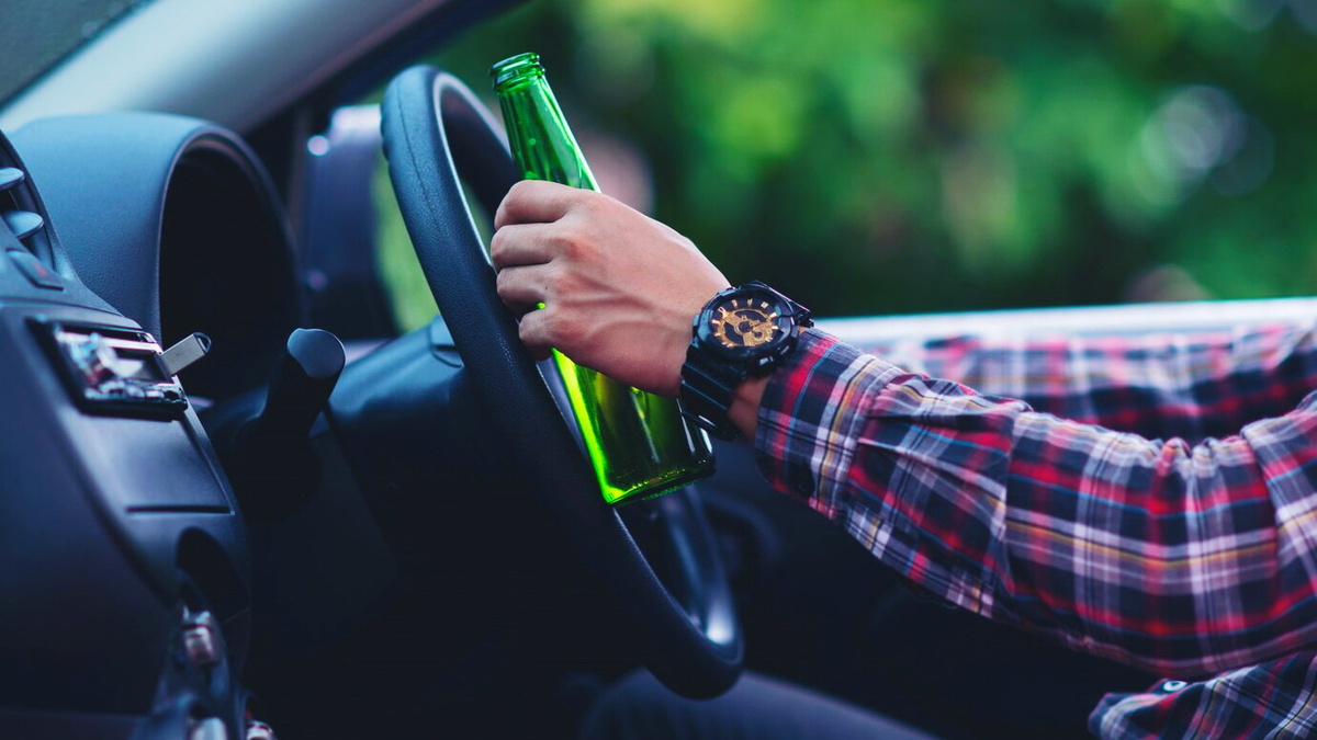    У сургутянина забрали дорогой автомобиль за нетрезвое вождение