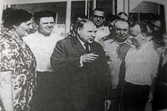 Корытков беседует с жителями Калинина