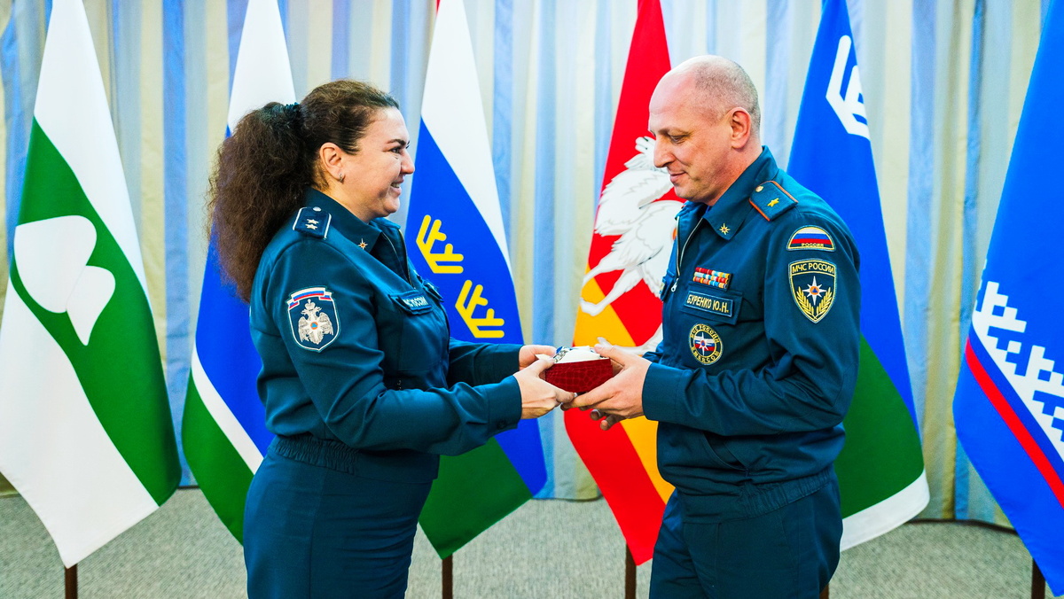    Спасателей Югры поблагодарили за помощь при ликвидации последствий ЧС в соседних регионах