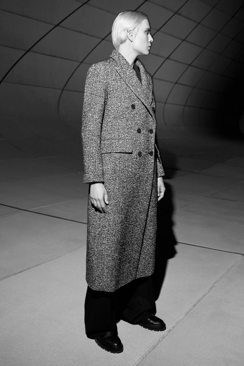  📷    Сумки, украшения и шубы: подарки для самых-самых на Новый год (фото 2)