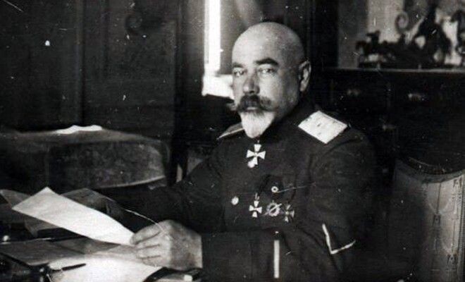 На чью сторону встал Антон Деникин в годы Великой Отечественной войны