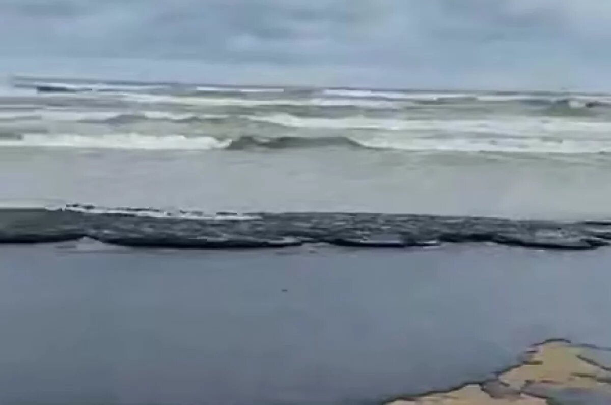    Третий – лишний.