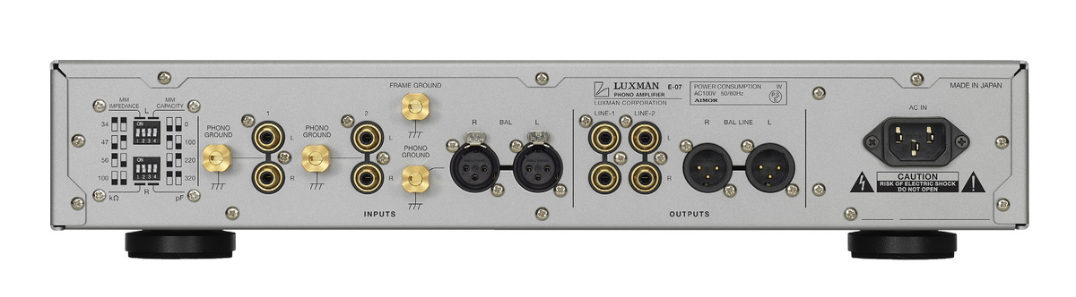 LUXMAN E-07