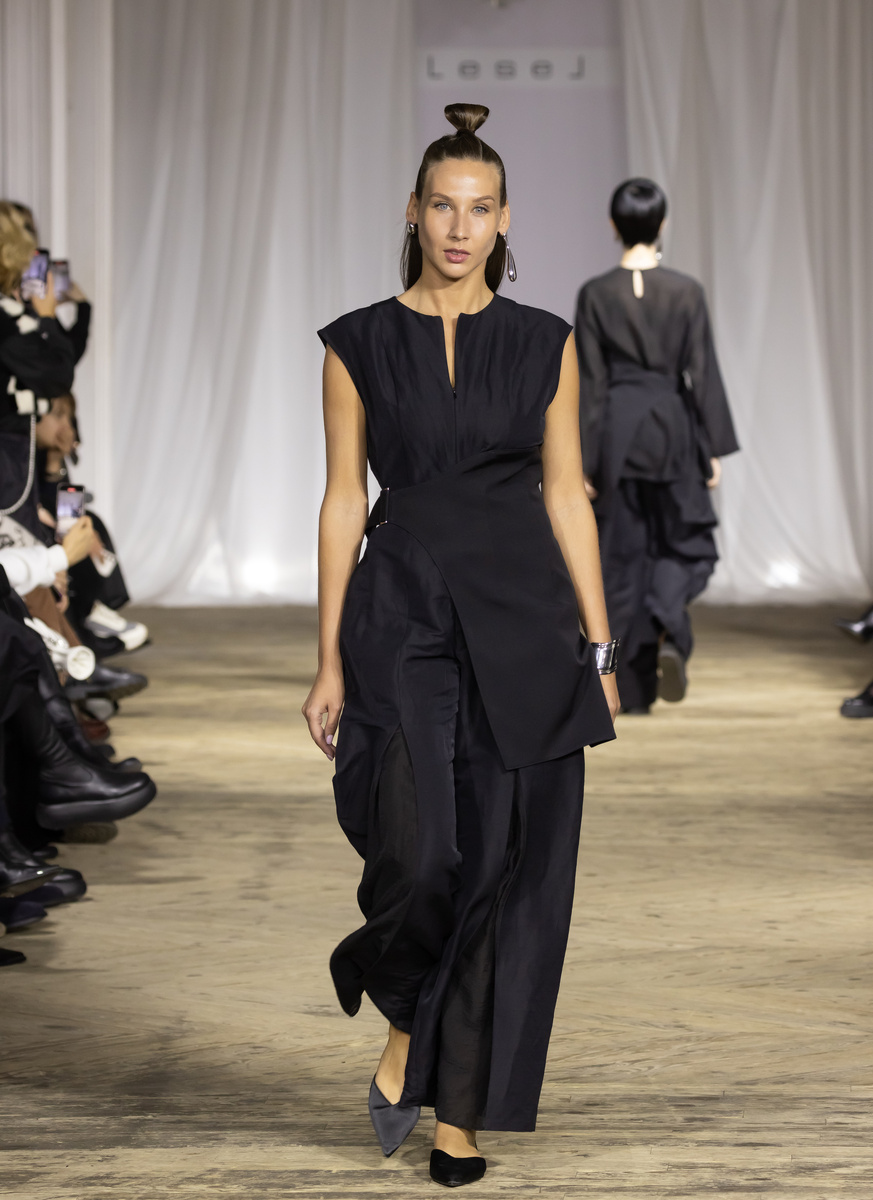 LESEL RESORT 2025