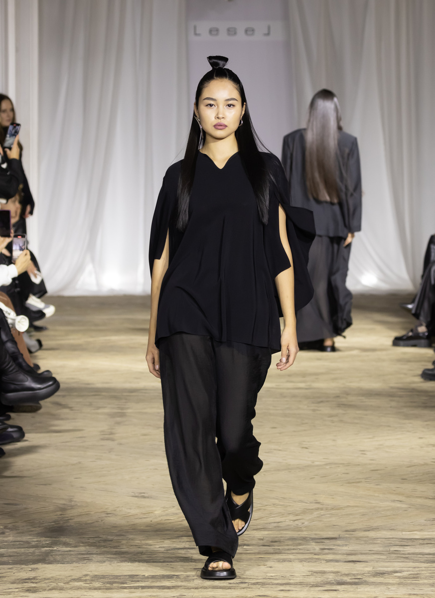 LESEL RESORT 2025