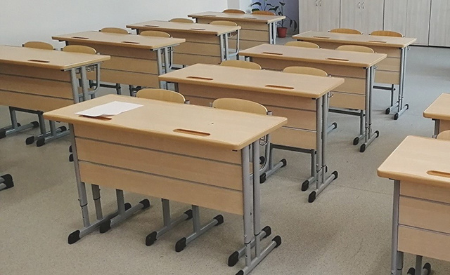 За запрет приема в школы не говорящих по-русски 7 из 10 россиян, в том числе тверичан