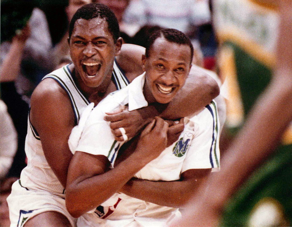 Звезды из "Далласа" Марк Агвайр и Дерек Харпер