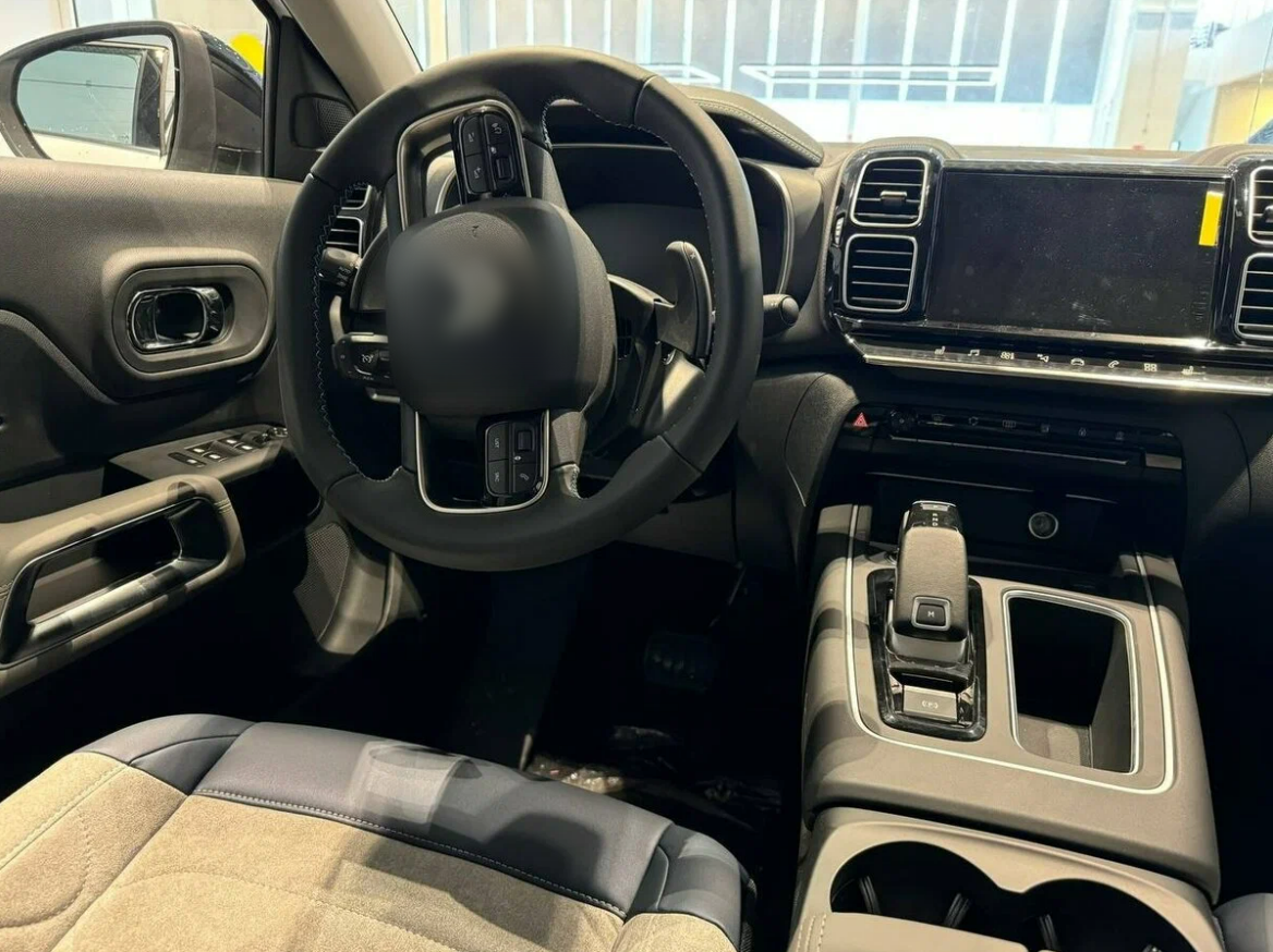 Единственный новый не китайский кроссовер, который официально продаётся в России. Источник иллюстрации - auto.ru