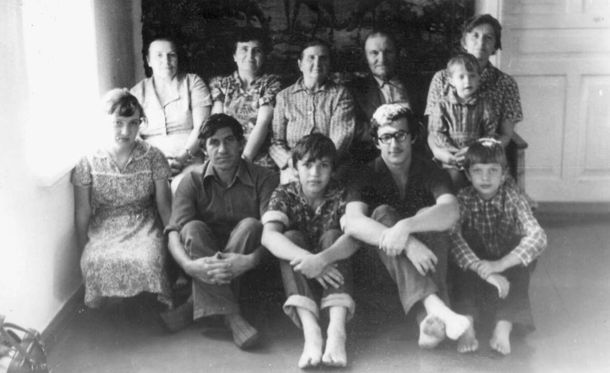 Павел, Мария, дети, внуки. 