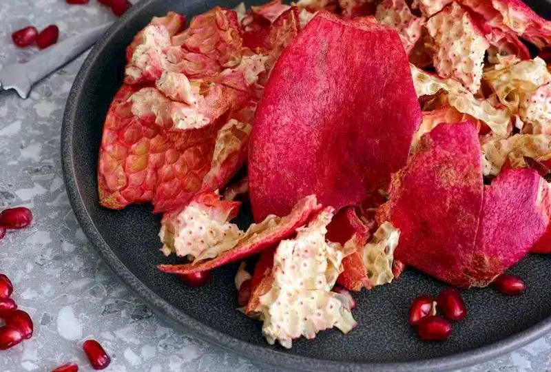 Кожура граната для рассады и комнатных растений