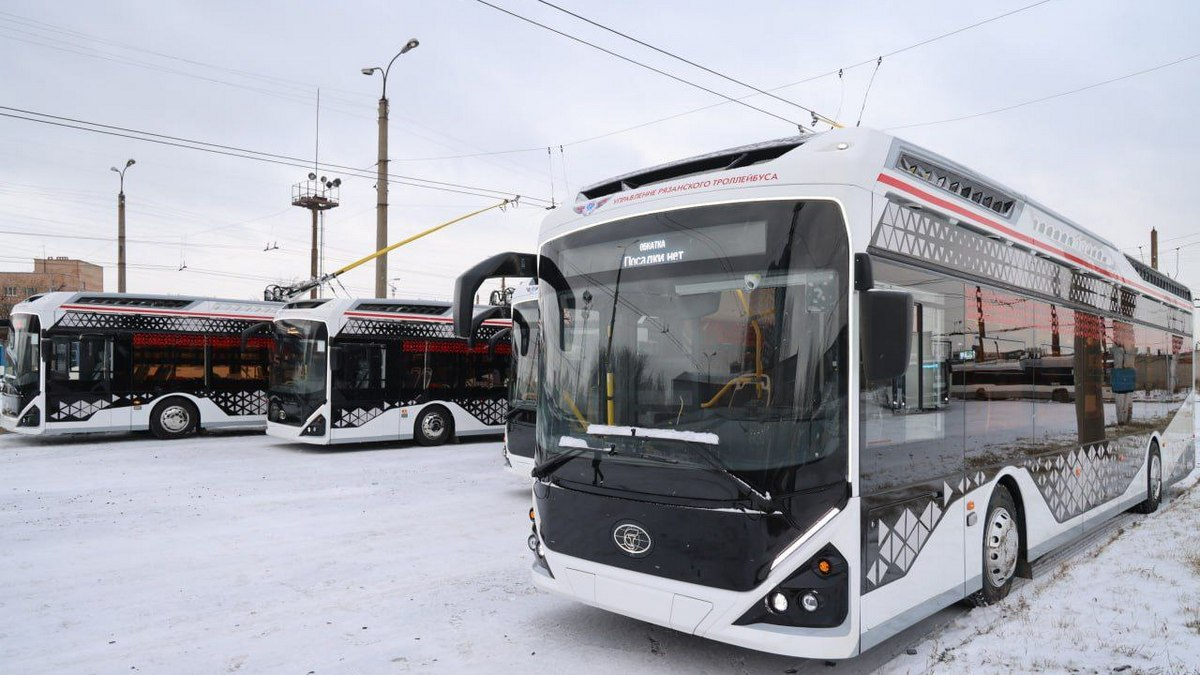 Троллейбусы "Адмирал" модели 6281.01 в Рязани, на момент подготовки пбуликации фото томских машин еще не было, но есть информация об их окраске подобно рязанским